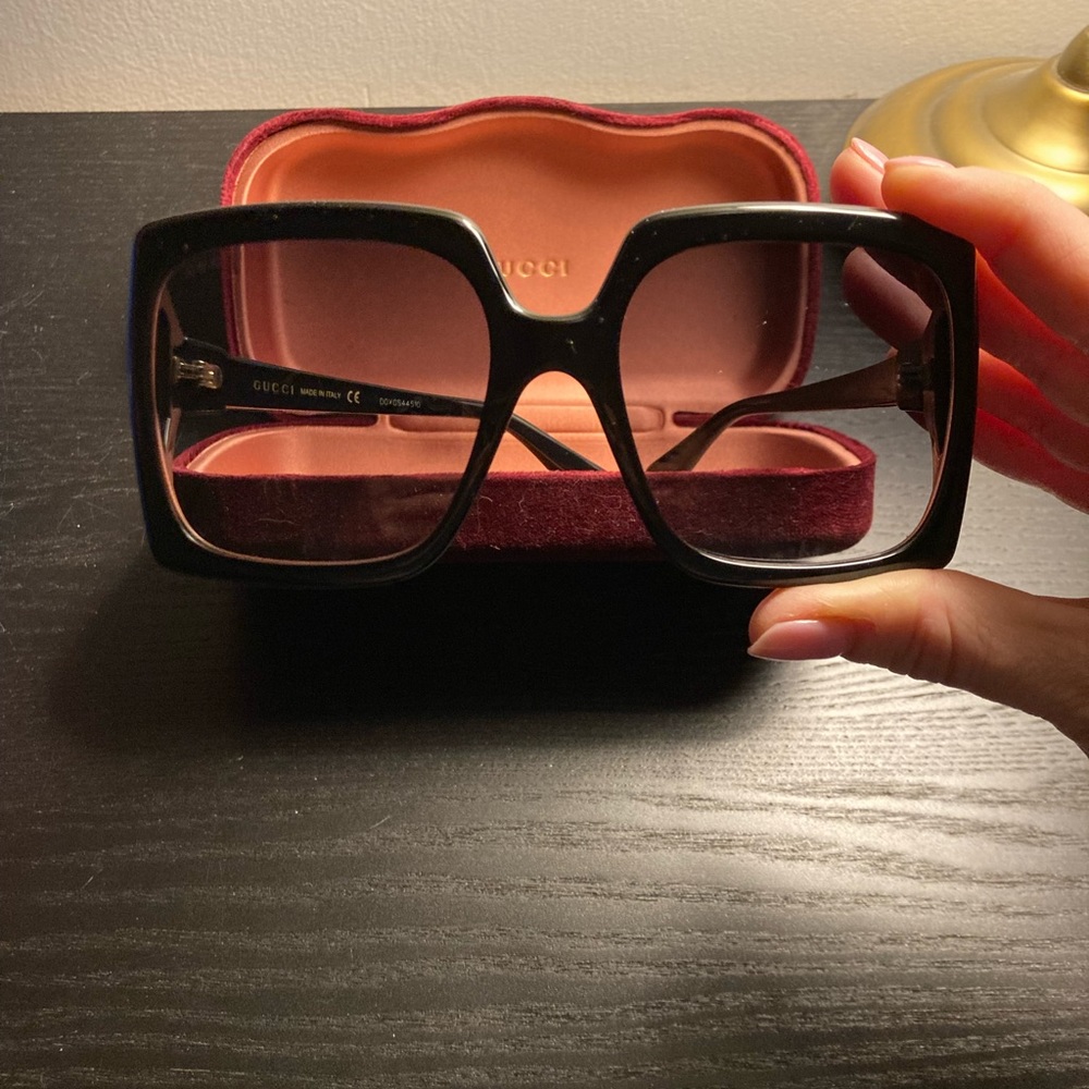 Gucci Oversized Square Sunglasses - gradient black/gray lenses